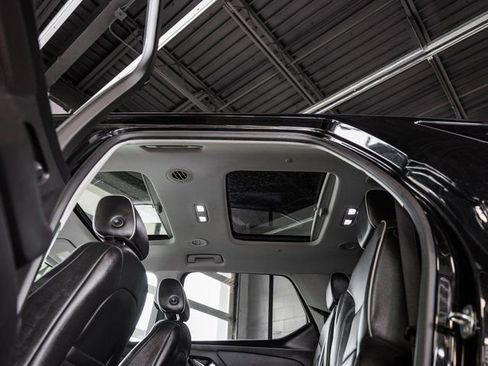 Used 2020 Chevrolet Traverse High Country image 10