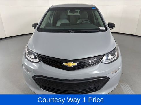Used 2021 Chevrolet Bolt LT FWD image 4