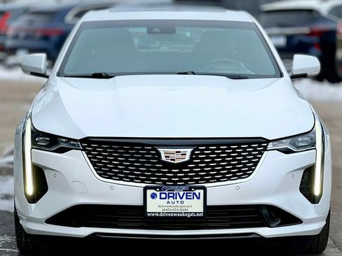 Used 2020 Cadillac CT4 Premium Luxury image 6