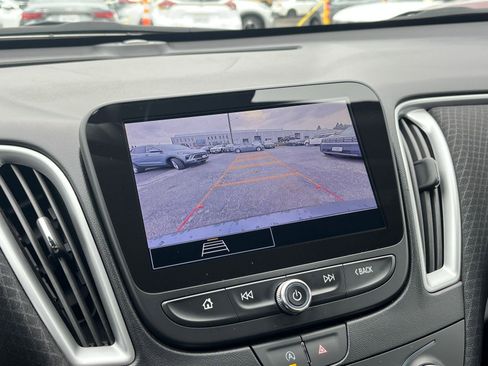 Used 2024 Chevrolet Malibu LT image 24