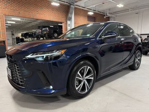 Used 2023 Lexus RX 350h w/ Accessory Package (2T) AWD/4WD image 3