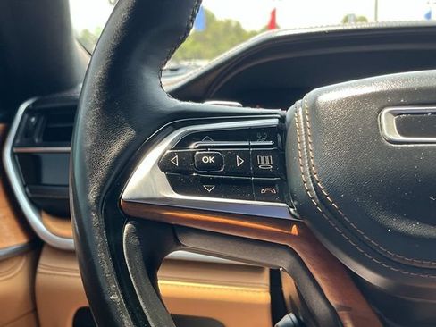 Used 2022 Jeep Grand Cherokee L Summit AWD/4WD image 34