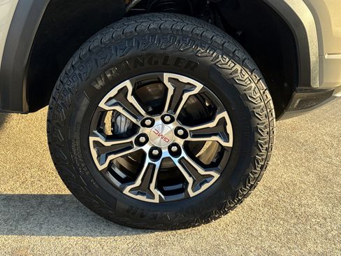 Certified 2023 GMC Canyon AT4 w/ AT4 Premium Package image 13