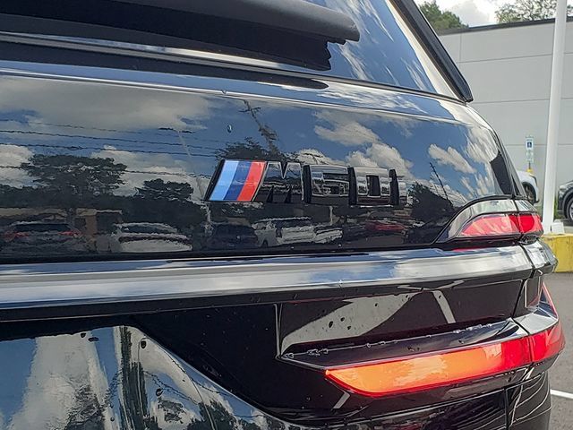 Used 2025 BMW X7 M60i AWD/4WD image 11