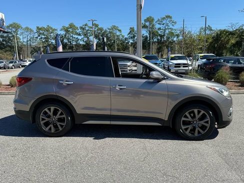 Used 2017 Hyundai Santa Fe Sport image 16