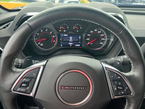 Used 2023 Chevrolet Camaro LT w/ Technology Package image 11