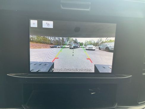 Used 2025 Ford F250 XL w/ XL Chrome Package image 24