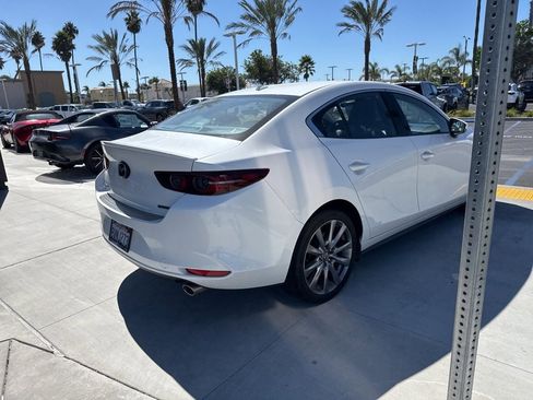 Used 2021 MAZDA MAZDA3 s image 22