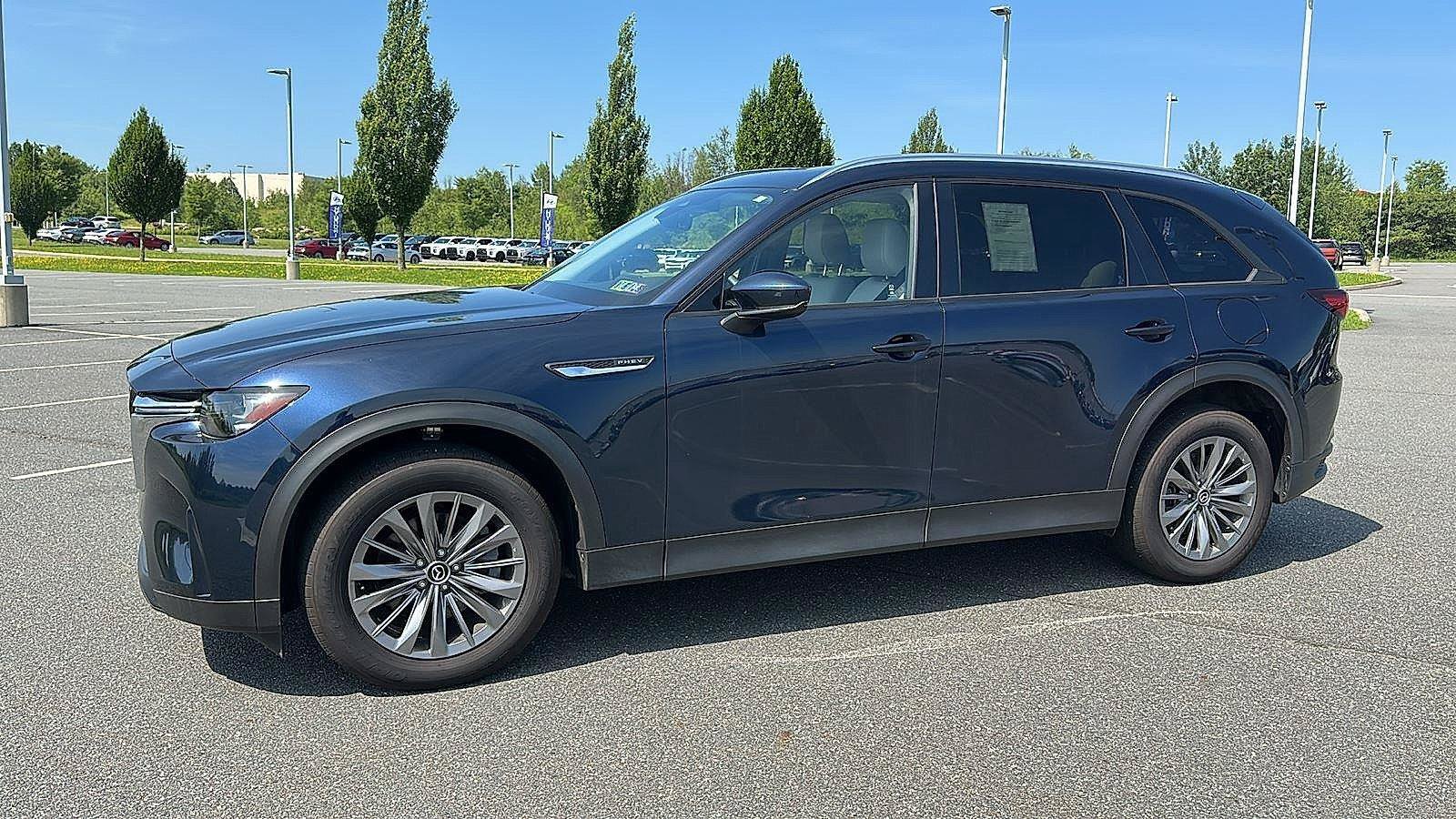 Used 2024 MAZDA CX-90 Plug-In Hybrid w/ Preferred AWD/4WD image 14