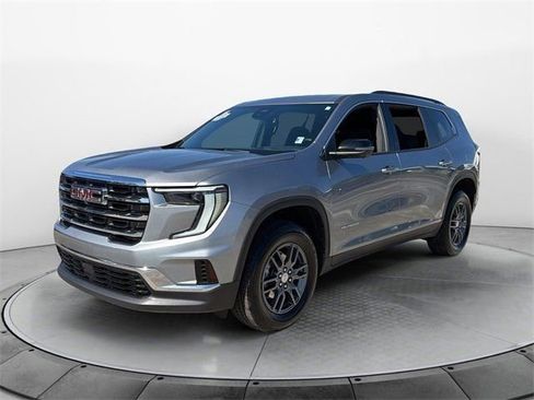 Used 2025 GMC Acadia Elevation image 3