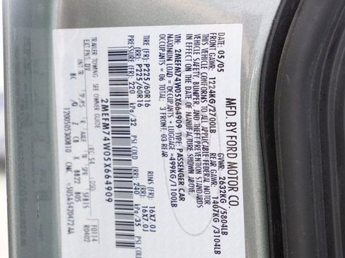 Used 2005 Mercury Grand Marquis GS image 22