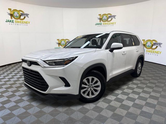 Used 2024 Toyota Grand Highlander AWD image 4