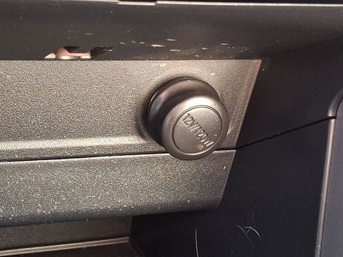 Used 2016 Subaru Forester 2.5i Premium w/ All-Weather Package image 26