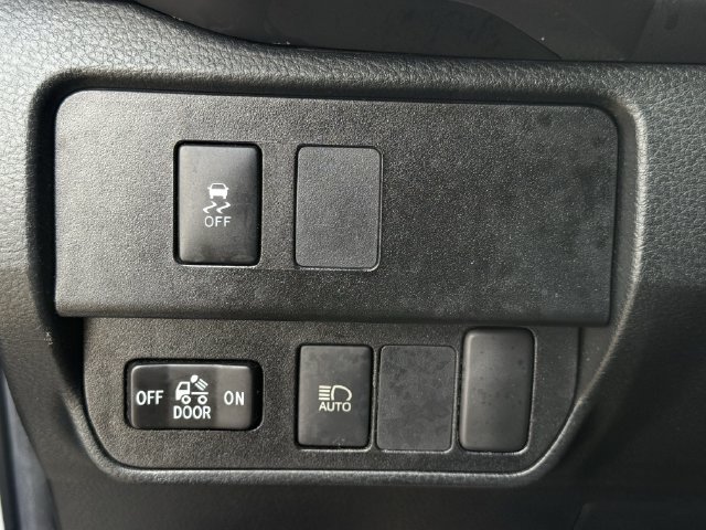 Used 2022 Toyota Tacoma SR5 RWD image 8
