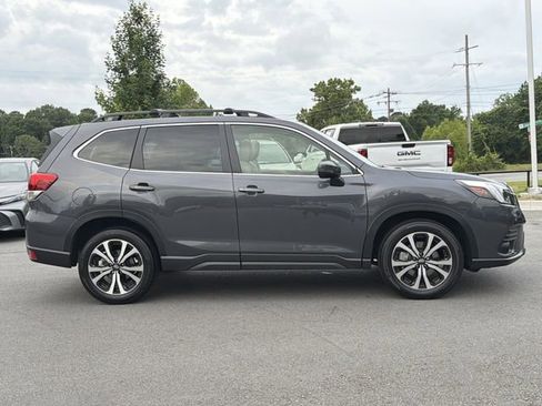 Certified 2023 Subaru Forester Limited AWD/4WD image 2
