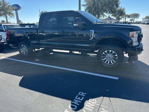 Certified 2022 Ford F250 Lariat image 1
