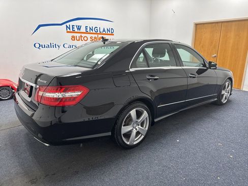 Used 2011 Mercedes-Benz E 350 4MATIC Sedan image 3