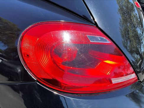 Used 2015 Volkswagen Beetle 1.8T image 29