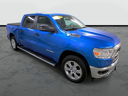 Used 2024 RAM 1500 Big Horn image 5