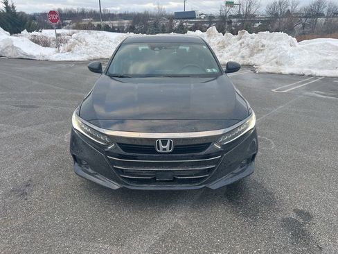 Used 2022 Honda Accord Sport image 2