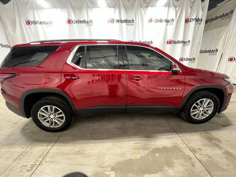 Used 2023 Chevrolet Traverse LT AWD/4WD image 7