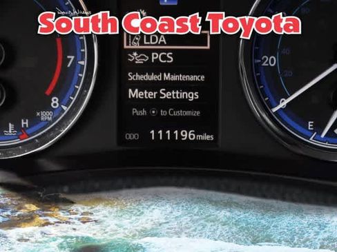 Used 2018 Toyota Corolla XSE image 26