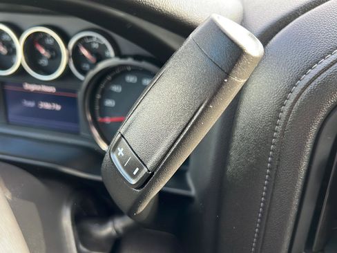 Used 2022 Chevrolet Silverado 1500 LT image 28