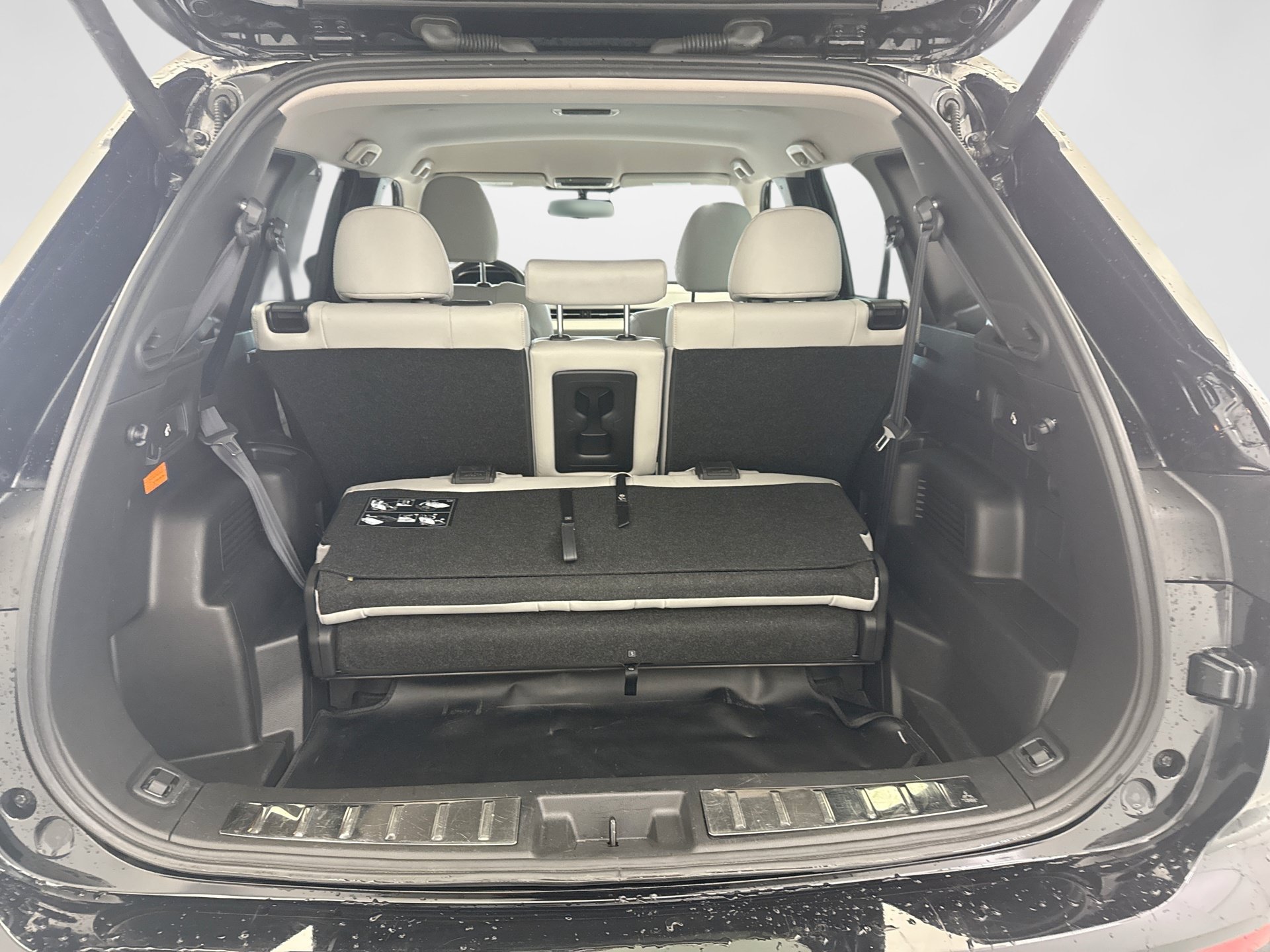 Used 2023 Mitsubishi Outlander SEL AWD/4WD image 21