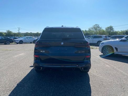 New 2026 BMW X5 xDrive40i w/ M Sport Package AWD/4WD image 3