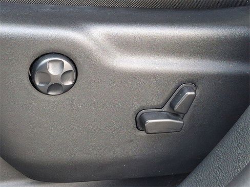 Used 2025 Dodge Durango GT image 29