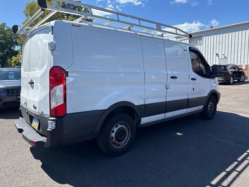 Used 2018 Ford Transit 150 130 Low Roof RWD image 4