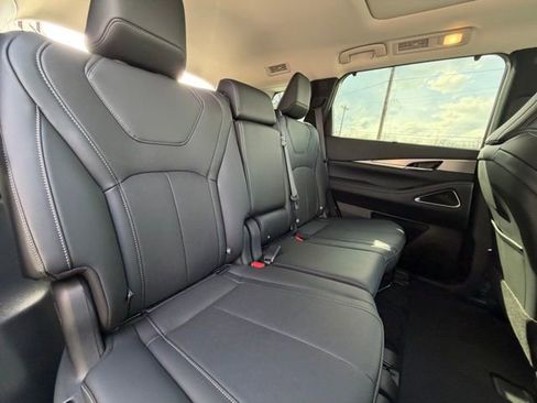 Used 2026 INFINITI QX60 Luxe w/ Cargo Package AWD/4WD image 12
