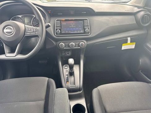 Certified 2025 Nissan Kicks Play S FWD image 19