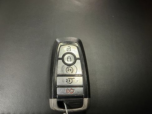 Used 2020 Ford Expedition Platinum AWD/4WD image 46