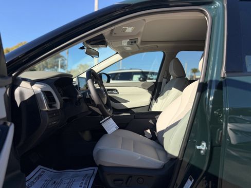 New 2026 Nissan Rogue SV image 6