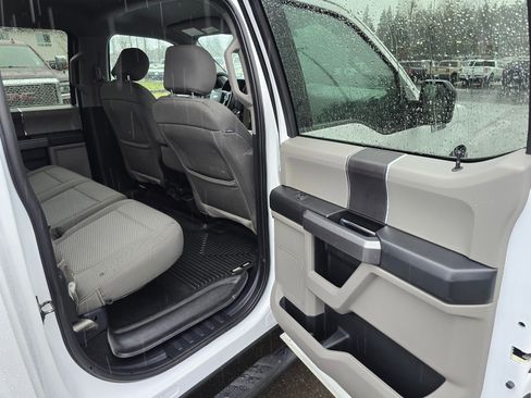 Used 2019 Ford F150 XLT w/ Trailer Tow Package AWD/4WD image 29