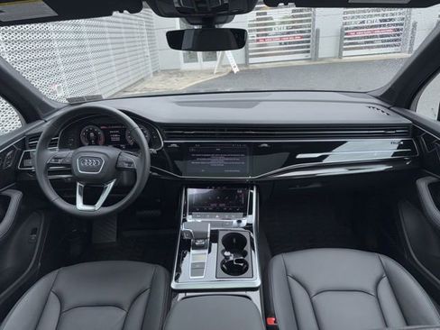 Certified 2025 Audi Q7 3.0T Premium Plus w/ Premium Plus Package image 24