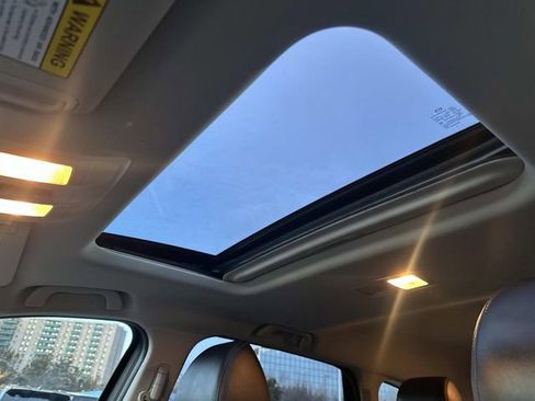 Used 2023 MAZDA CX-9 Touring image 22