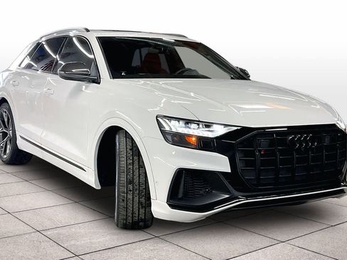 Used 2023 Audi SQ8 Prestige w/ Prestige Package image 2