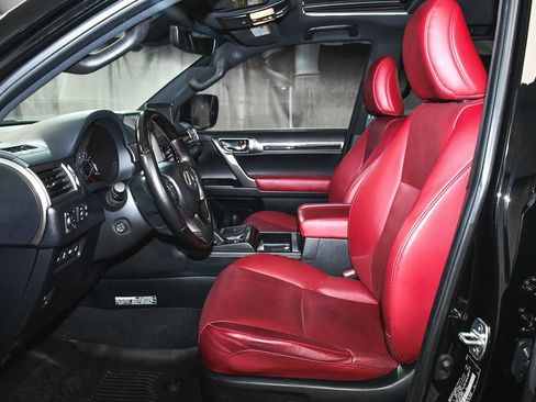 Used 2023 Lexus GX 460 Luxury w/ Sport Design Package image 49