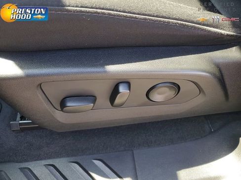 Used 2023 Chevrolet Colorado Trail Boss w/ Technology Package AWD/4WD image 19
