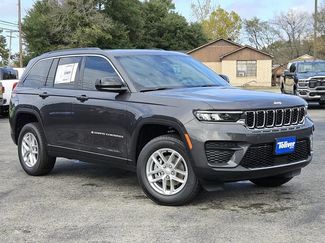 New 2025 Jeep Grand Cherokee Laredo X video 2