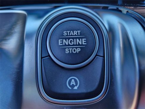 New 2025 Mercedes-Benz GLB 35 AMG 4MATIC image 24