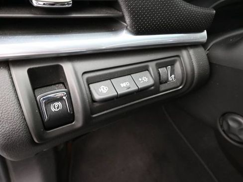 Used 2014 Cadillac XTS Premium FWD image 26