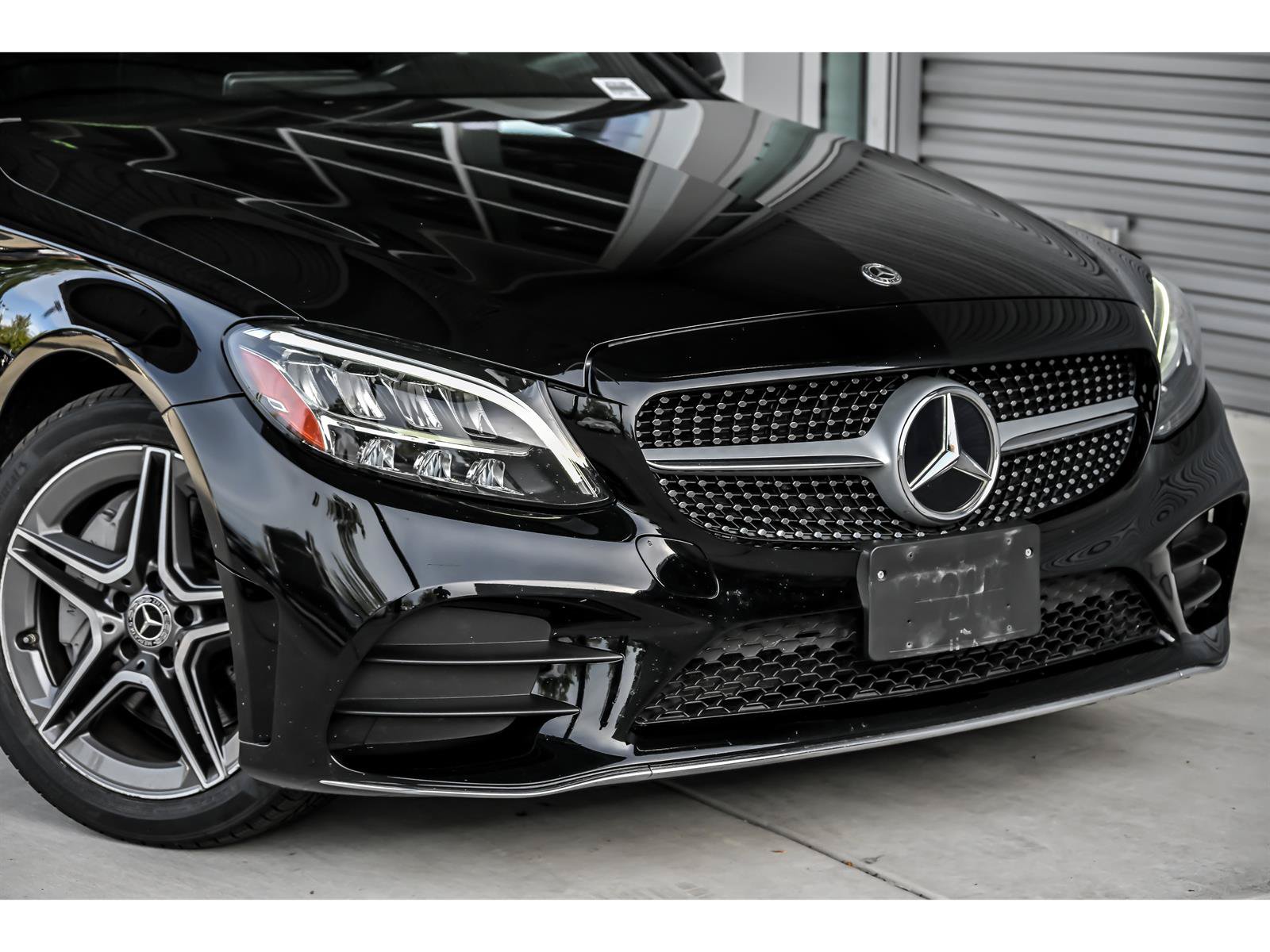 Used 2019 Mercedes-Benz C 300 4MATIC Coupe image 2