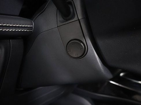 Used 2023 Ford F150 Lightning Platinum image 43