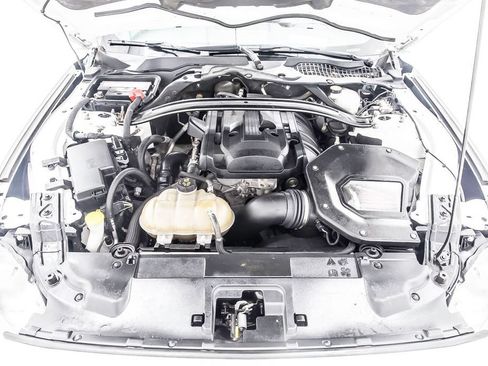 Used 2019 Ford Mustang Premium w/ Ecoboost Performance Package RWD image 37