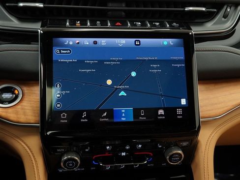 Certified 2024 Jeep Grand Cherokee L Summit image 38