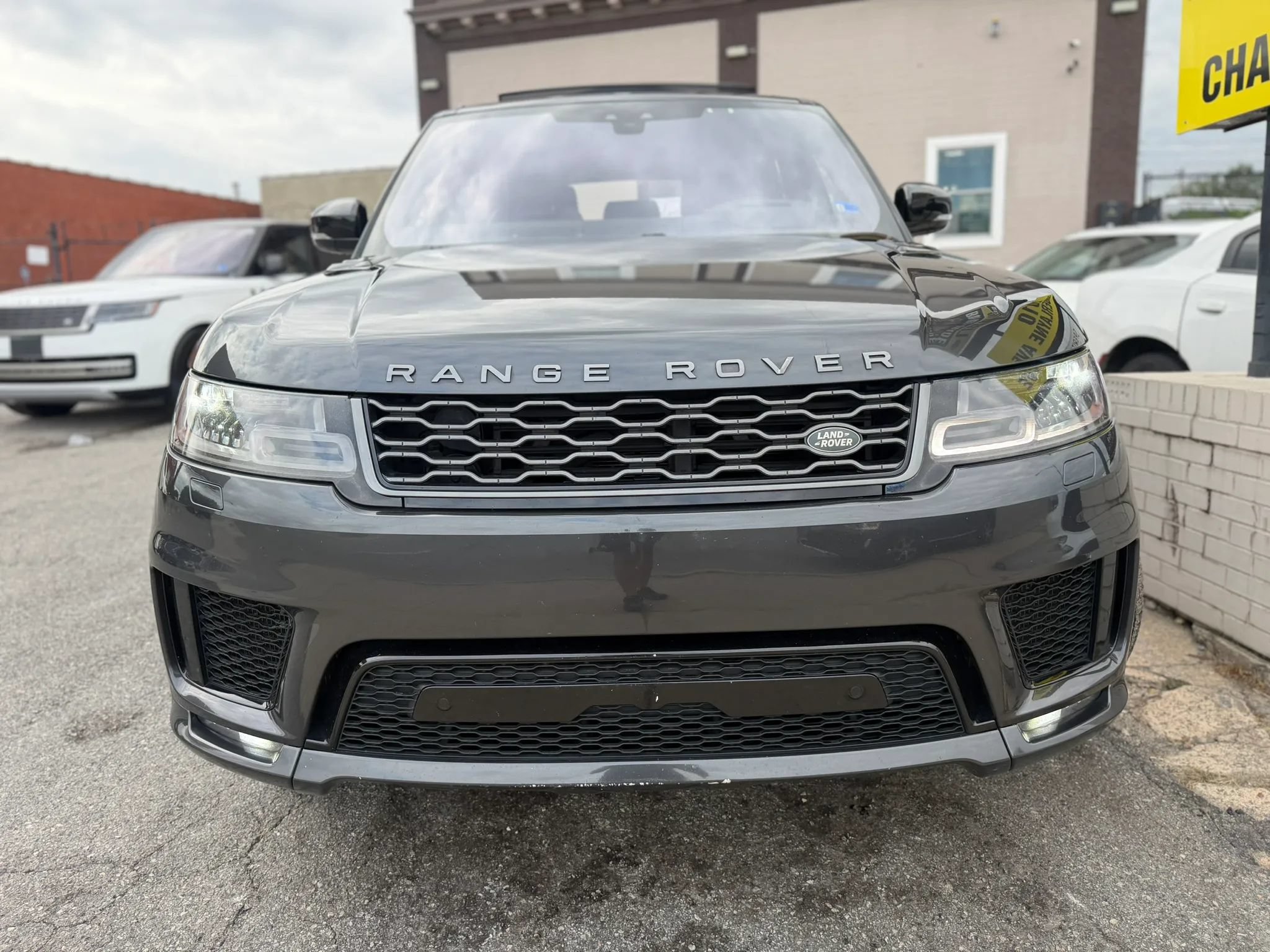 Used 2019 Land Rover Range Rover Sport Supercharged AWD/4WD image 36