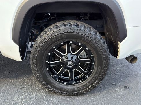 Used 2023 Toyota Tundra SR5 image 32